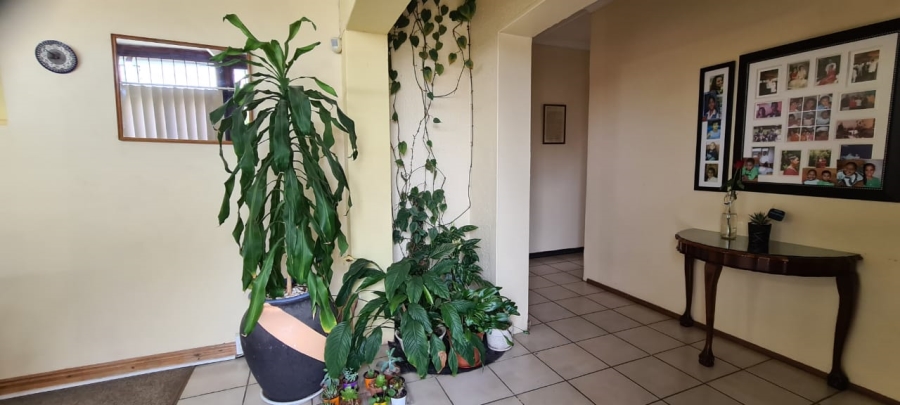 3 Bedroom Property for Sale in Thornton Western Cape